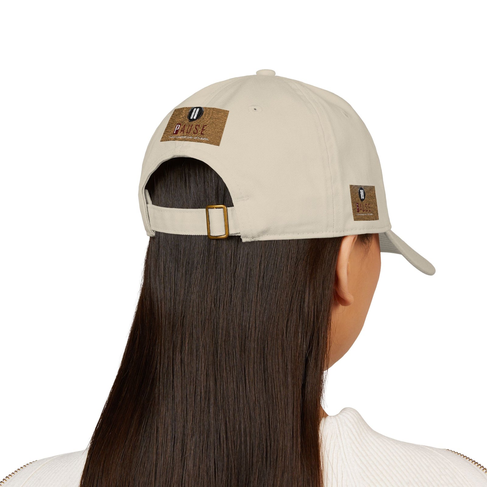 Cap Embroidered with 'Pause' Design